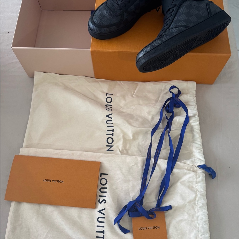 Louis Vuitton Black High-Top Sneakers for sale - Picture 8 of 9